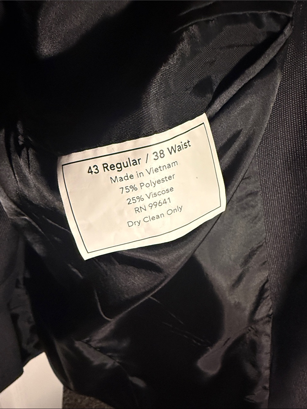 Blair Underwood Men’s black suit - Picture 3 of 5
